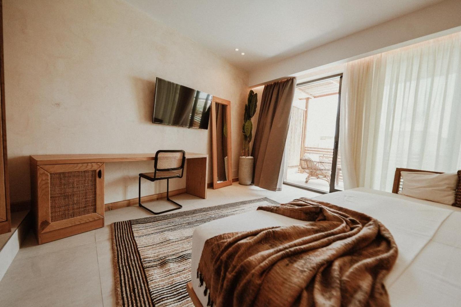 Lost Seaside Hotel Saranda Dış mekan fotoğraf