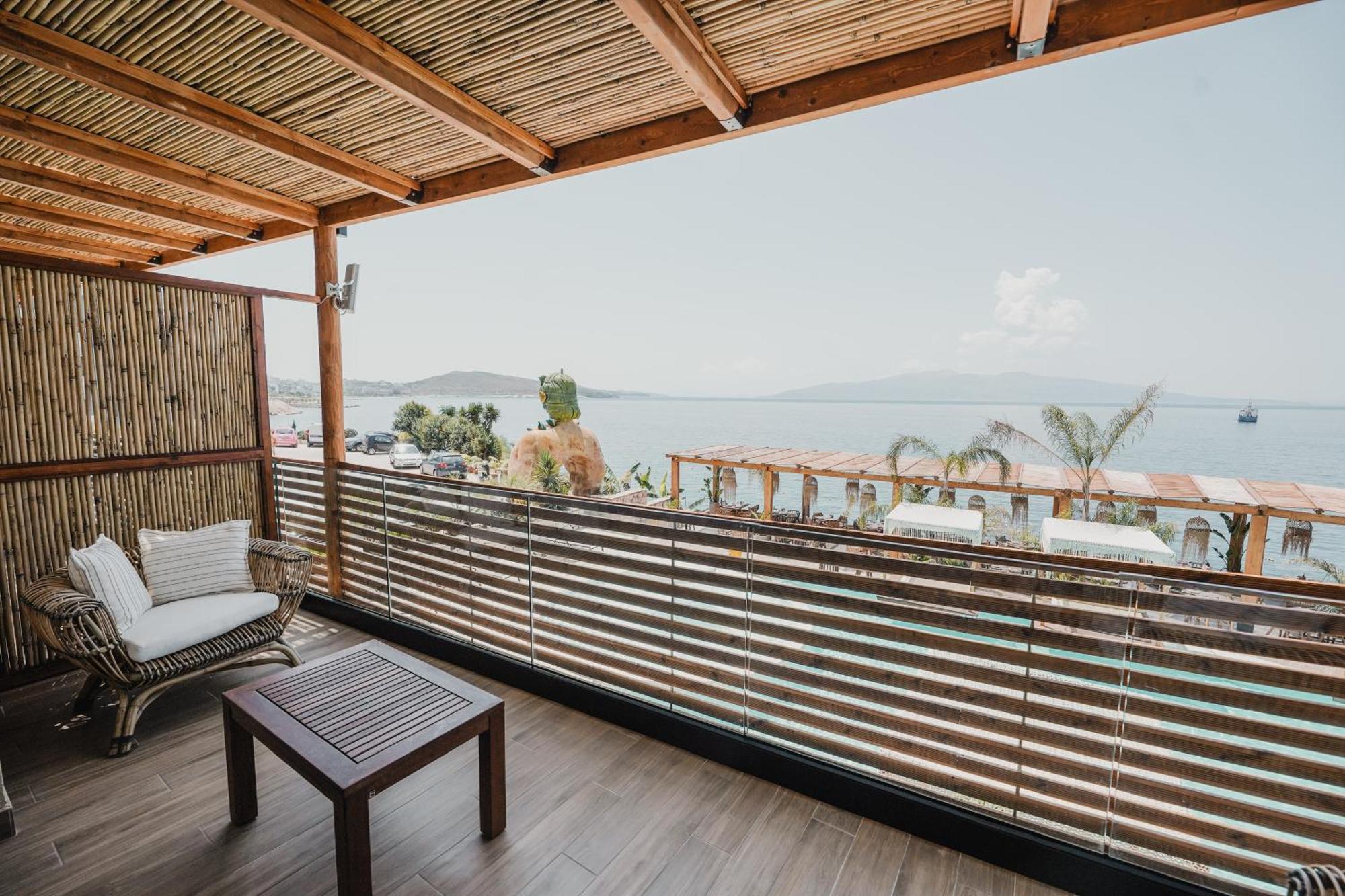 Lost Seaside Hotel Saranda Dış mekan fotoğraf